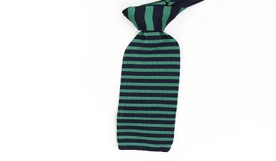 Del taller al armario: el encanto de las corbatas hechas a mano en la moda moderna